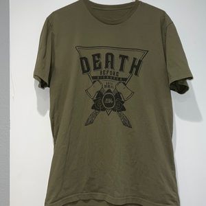 Kill cliff “Death before dishonor” T-shirt. Good condition.